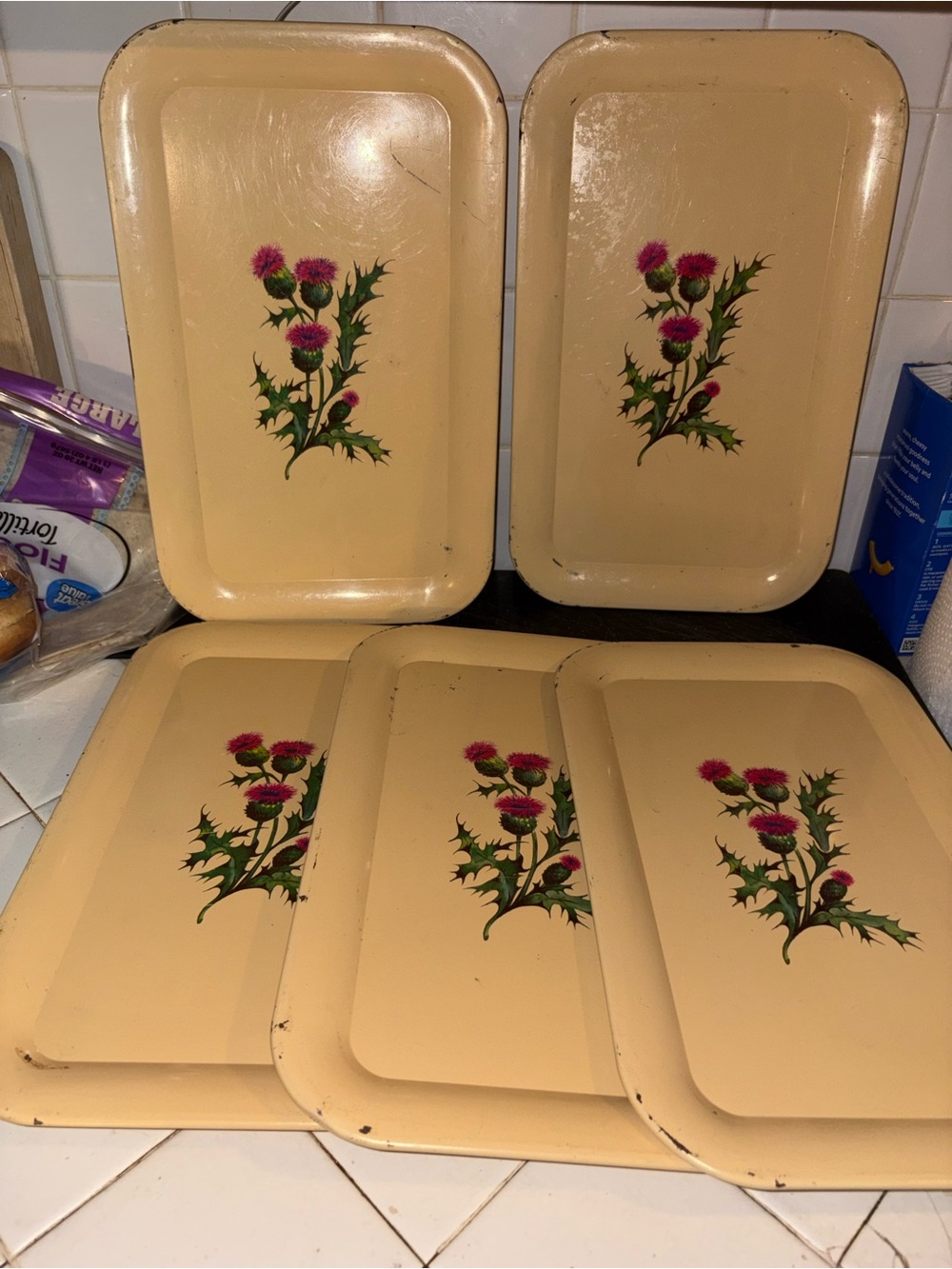 Vintage cream/yellow Thistle Serving Trays